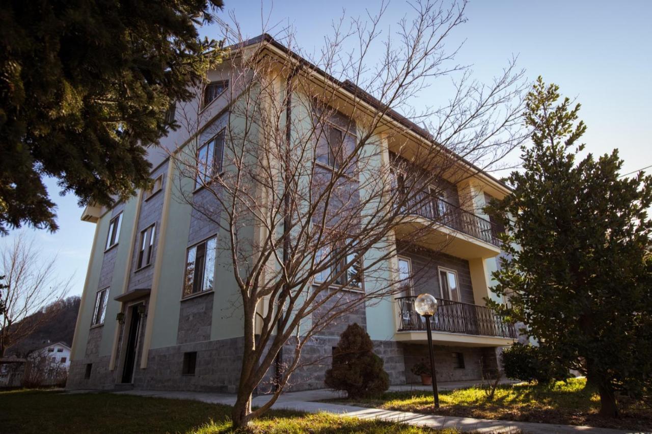 Il Castagno Bed & Breakfast *